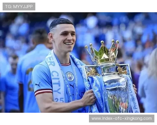 曼城围绕德布劳内稳控节奏,福登配合默契