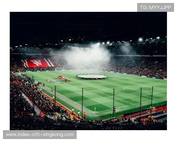 曼联锋线磨合取得成效,老特拉福德氛围回暖